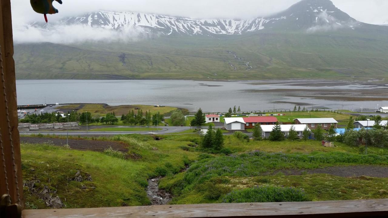 Family Home Faskrudsfjordur Exterior photo