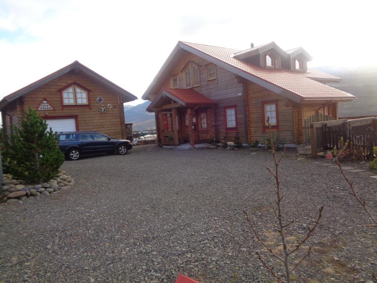 Family Home Faskrudsfjordur Exterior photo