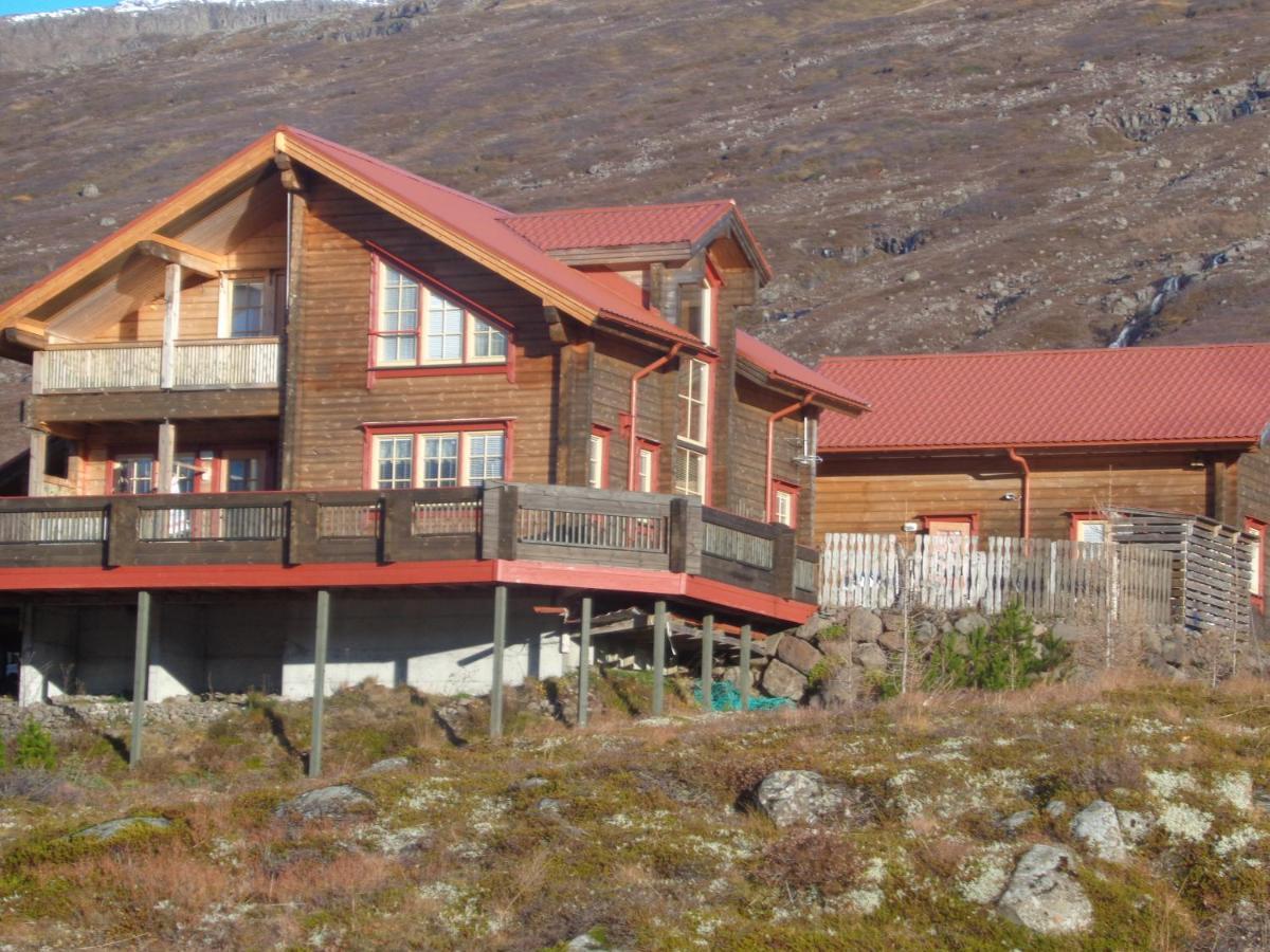 Family Home Faskrudsfjordur Exterior photo